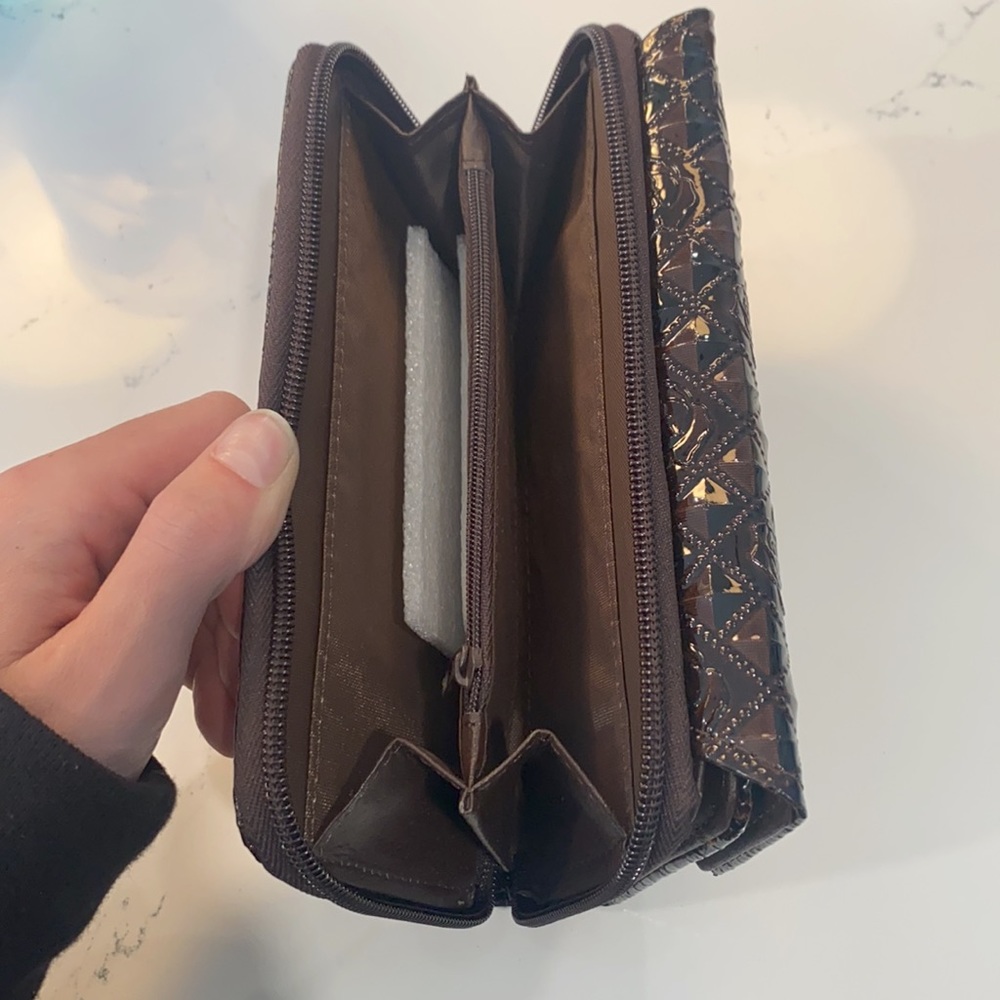 Wallet - Picture 3 of 3